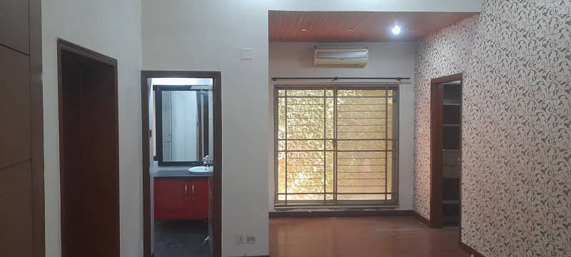 3 Kanal Bungalow For Rent In Gulberg 3 Lahore 26