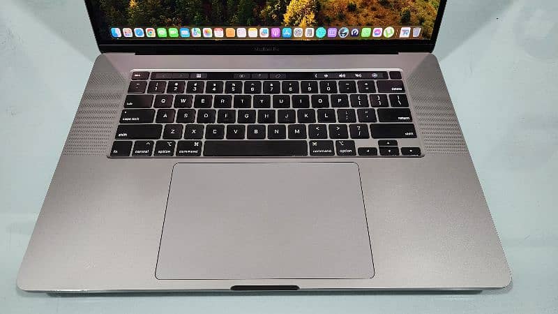 Apple Macbook Pro 16" 2019 64GB 2TB 8GB (Read ad details) 2