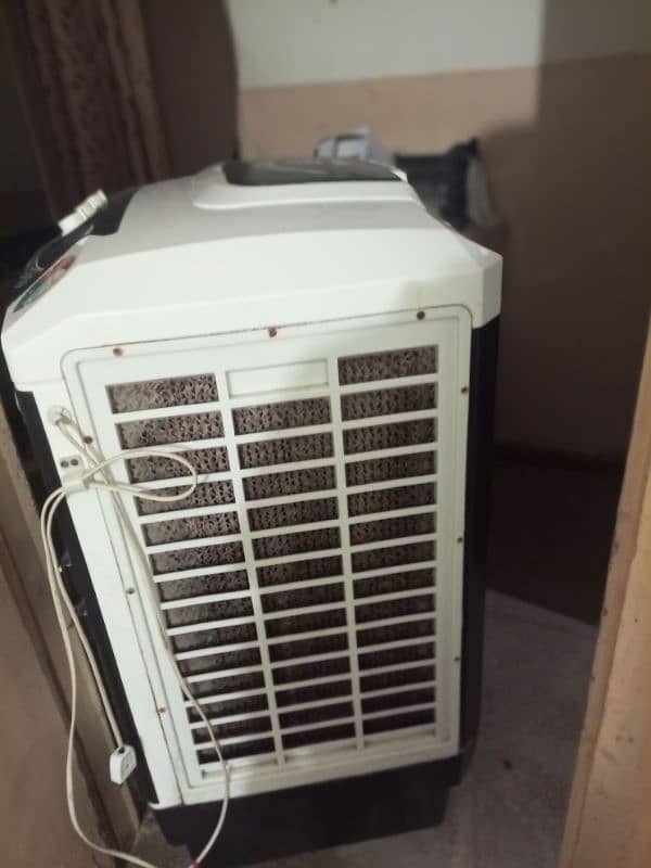 Room air cooler 1