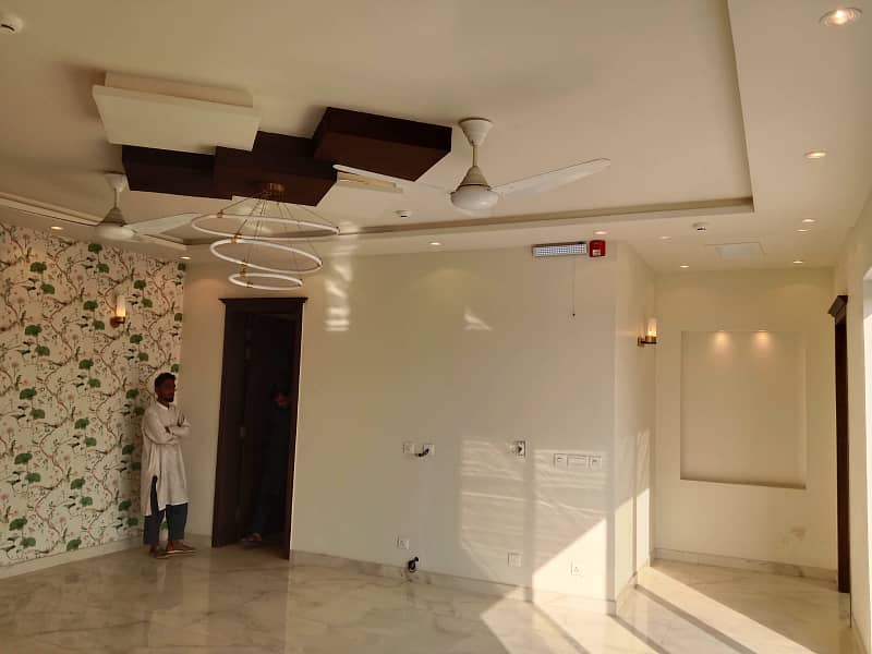 Kanal House For Sale In DHA Phase 7 W-Lahore 8