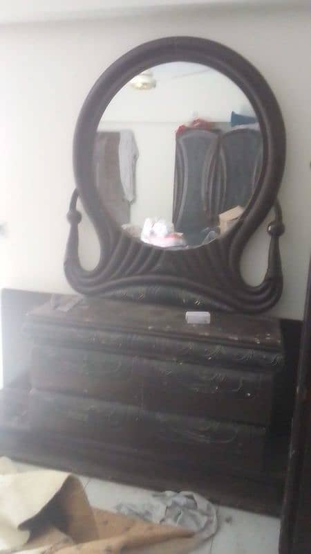 Dressing Table without mirror 0