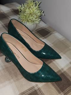 green heels