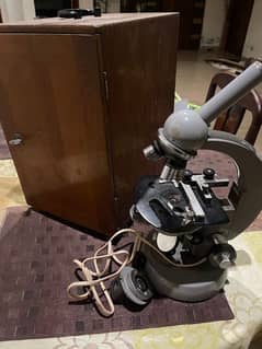 Electronic and simple microscope