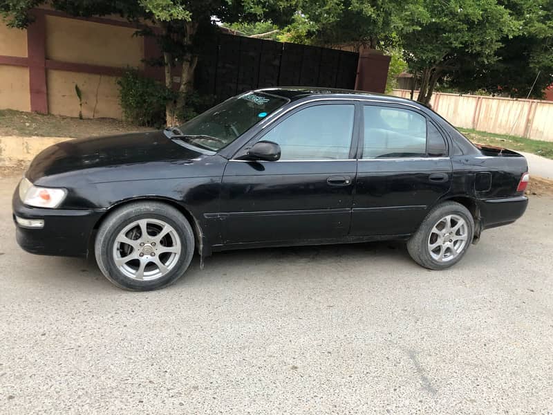 Toyota Corolla XE 1998 98 5