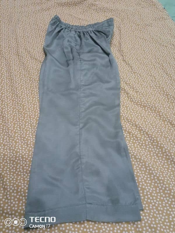 lite gray suit with 10 by 10 condition 6