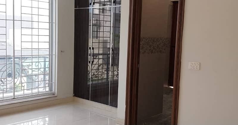 10 Marla Luxury House Available For Rent In Eden city Lahore 14