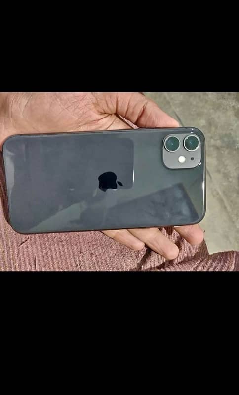 iphone 11 64gb non pta sim life time chalye gi 3