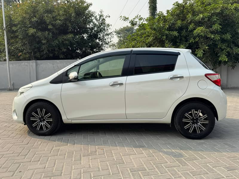 Toyota Vitz 2019 1.0 F safety lll 0