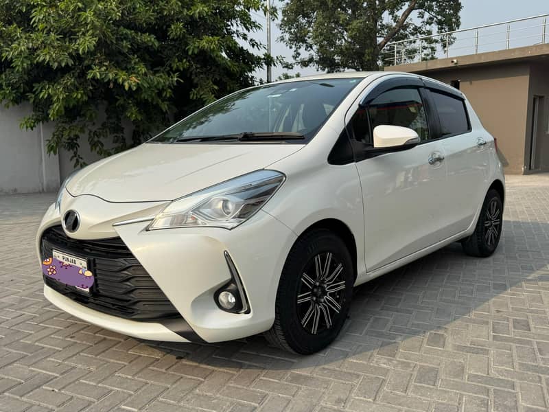 Toyota Vitz 2019 1.0 F safety lll 4