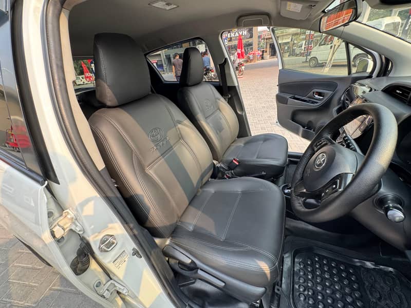 Toyota Vitz 2019 1.0 F safety lll 12