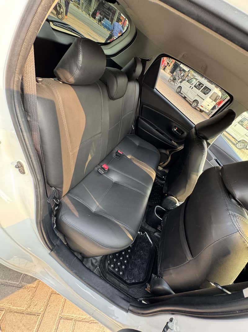 Toyota Vitz 2019 1.0 F safety lll 13