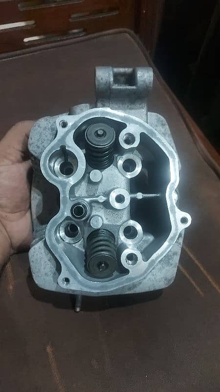 Honda 125 Euro Genuine Head 2018 0