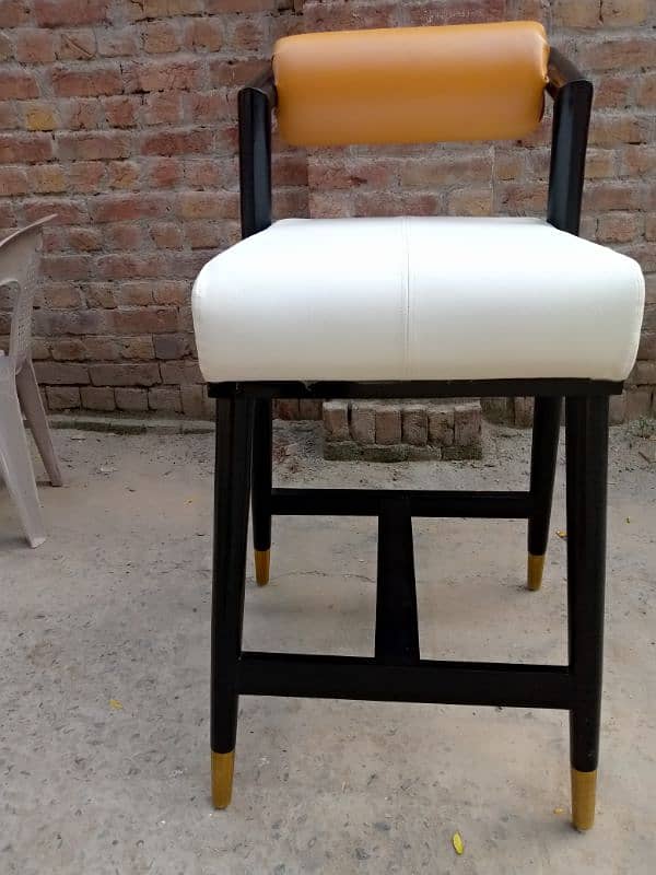 new bar chair 1