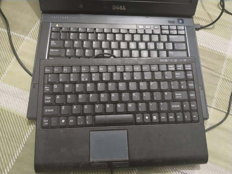 Dell i5 M 520 with 2Gb Ram 500 Rom 16