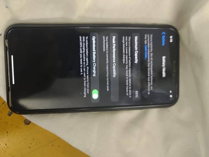 iphone xr 128 gb pta approved 3