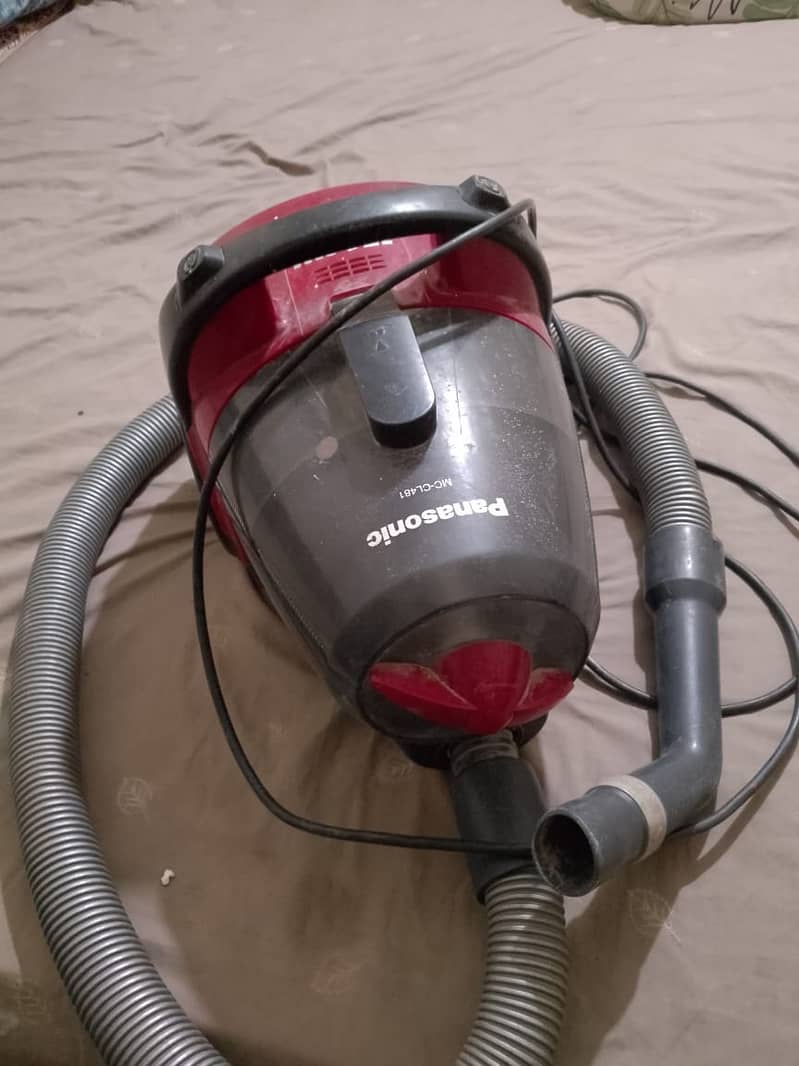 Vacuum cleaner 1