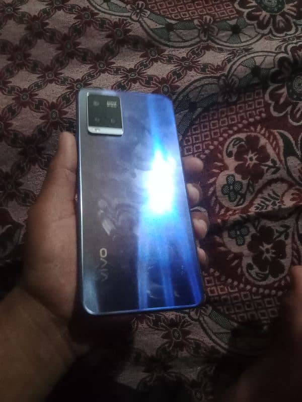 vivo y33s hai lush condition 3