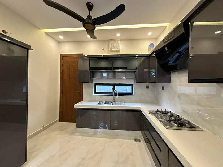 10 Marla Brand New Luxury Upper Portion For Rent In GHOURI BLOCK Bahria Town Lahore 5