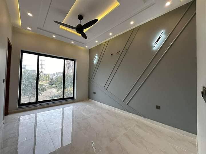 10 Marla Brand New Luxury Upper Portion For Rent In GHOURI BLOCK Bahria Town Lahore 8