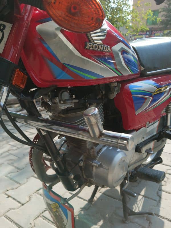 Honda 125 2022 4