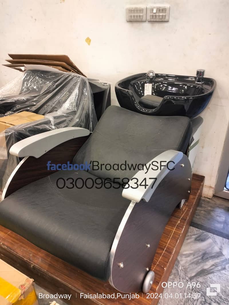 salon chair , saloon chair , hydraulic chair , facial bed ,nailstation 14