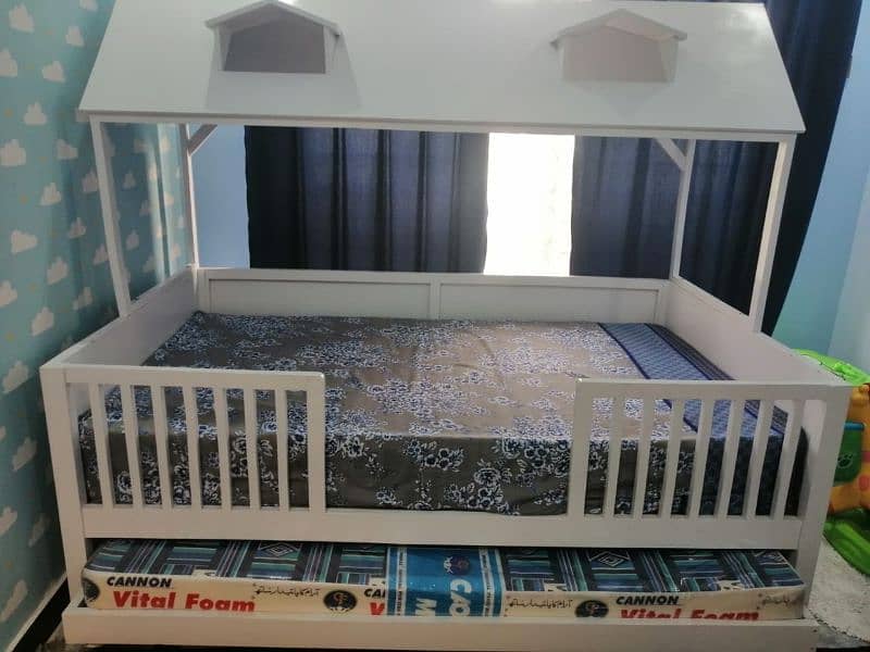 Baby bed 1