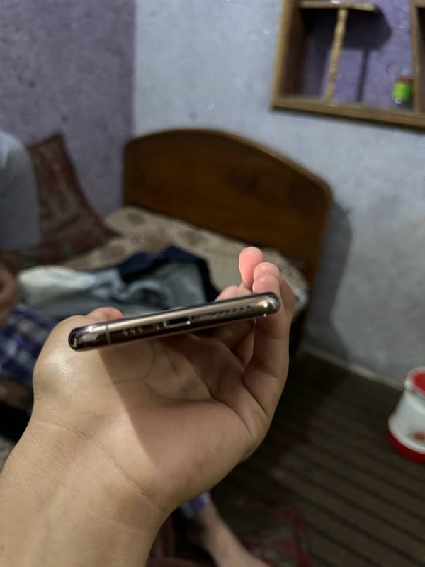 iPhone xs 256gb 4