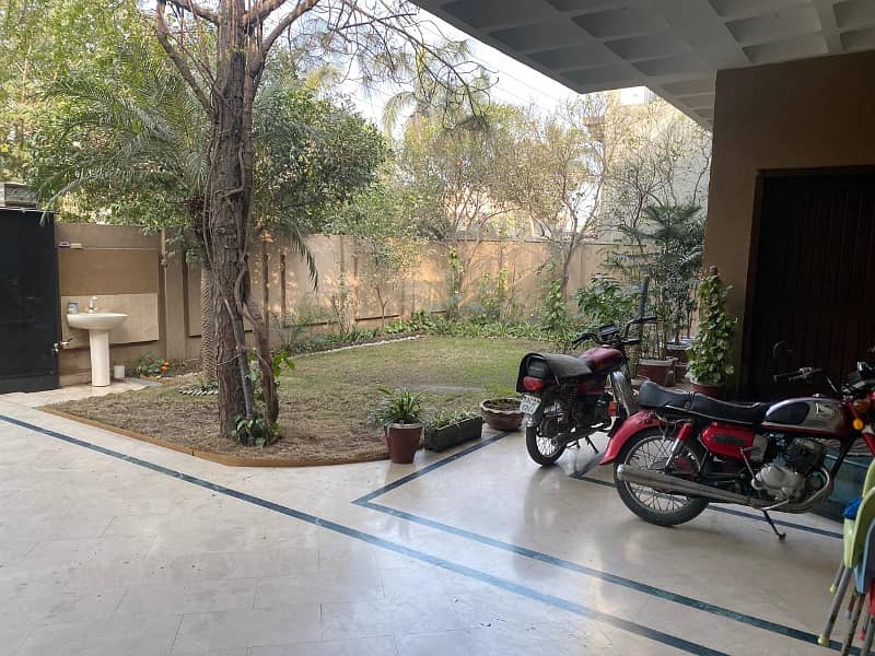 1 KANAL PERFECT LOCATION HOUSE AVAILABLE FOR SALE IN NESPAK HOUSING SOCIETY - PHASE 1 - BLOCK D1 6