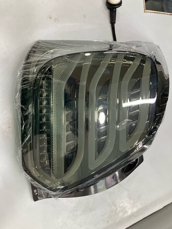 Suzuki Swift back tailed lights 2021/2025 1