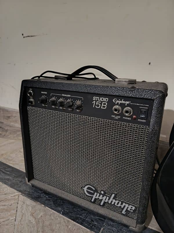 Electric Guitar With Amplifier 5