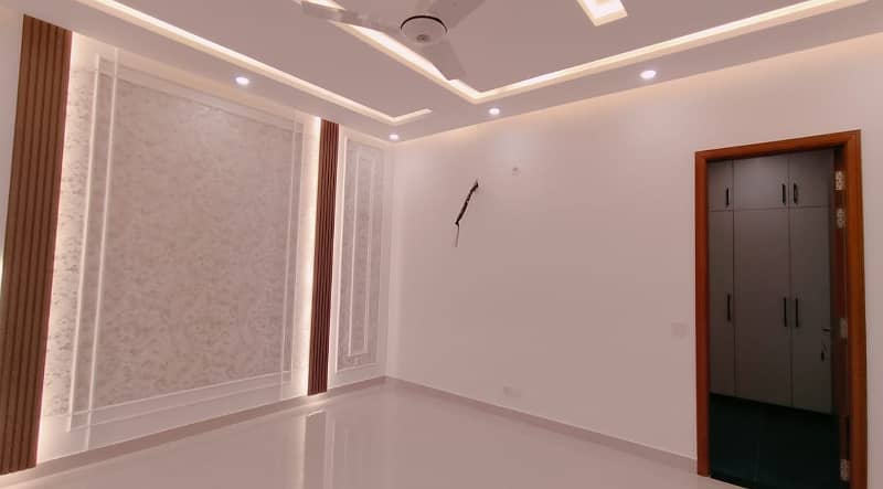 1 Kanal Upper Portion for Rent in DHA Lahore Phase 3 Near Beaconhouse 5