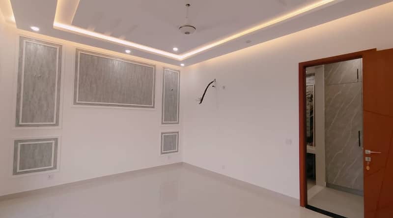 1 Kanal Upper Portion for Rent in DHA Lahore Phase 3 Near Beaconhouse 20