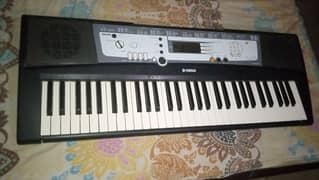 YAMAHA PSR E-213 KEYBOARD/PIANO