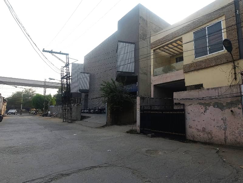 5 Marla Double Storey Corner House Available For Sale In College Stop Baghbanpura 2