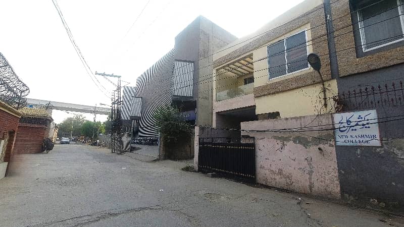 5 Marla Double Storey Corner House Available For Sale In College Stop Baghbanpura 3