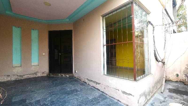 5 Marla Double Storey Corner House Available For Sale In College Stop Baghbanpura 5