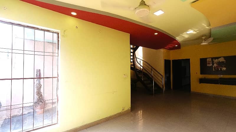 5 Marla Double Storey Corner House Available For Sale In College Stop Baghbanpura 7