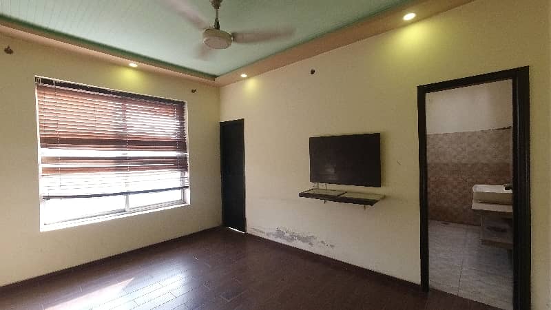 5 Marla Double Storey Corner House Available For Sale In College Stop Baghbanpura 20