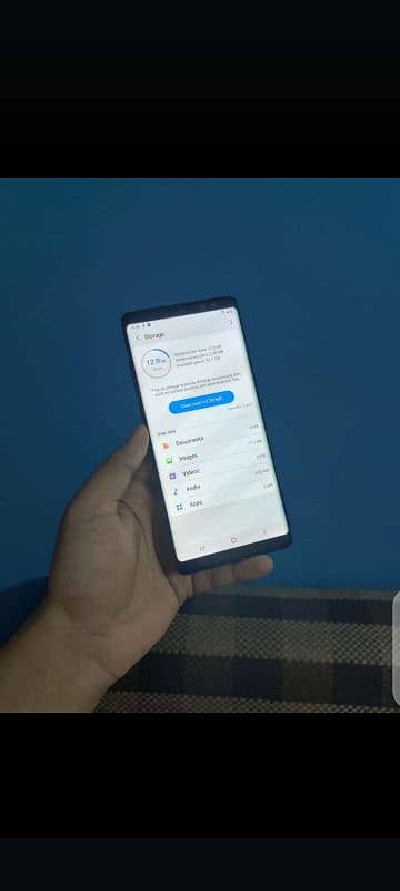 samsung galaxy note 8 10/10 condition 2