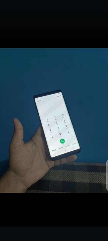 samsung galaxy note 8 10/10 condition 4