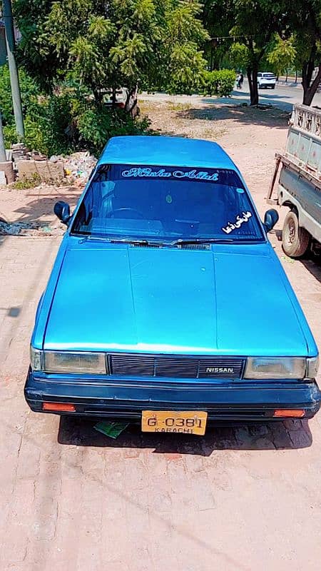 Nissan Sunny 1989 7