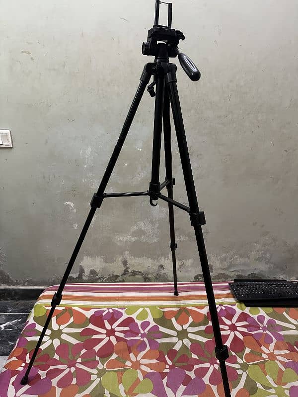 Apkina SAB-233 Tripod 2