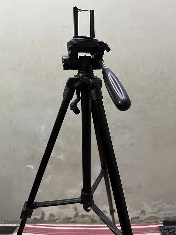 Apkina SAB-233 Tripod 3