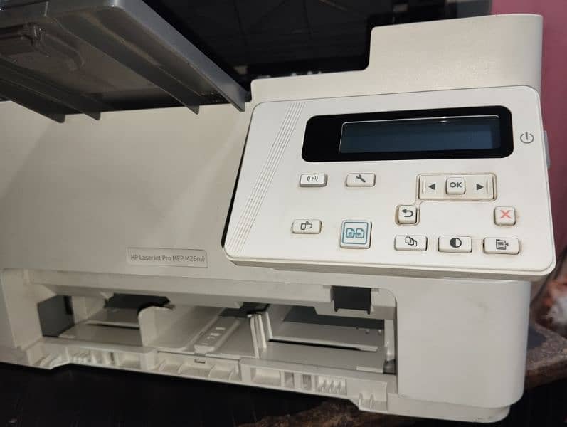 hp laserjet pro MFP M26nw 4