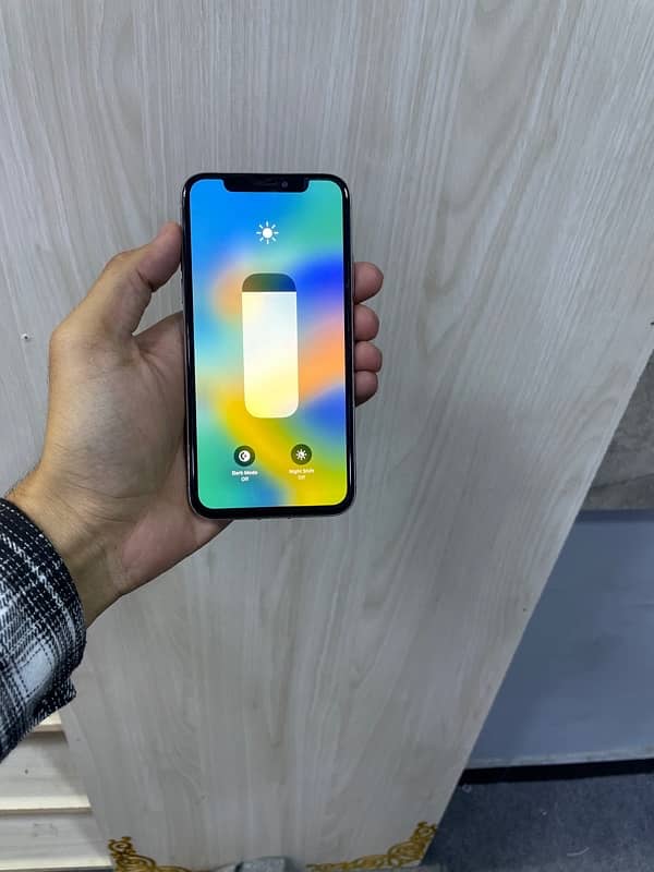 iPhone x buypass 64gb lush condition 1