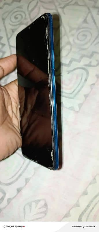 infinix hot 9 play 4/64 with box for parts 2