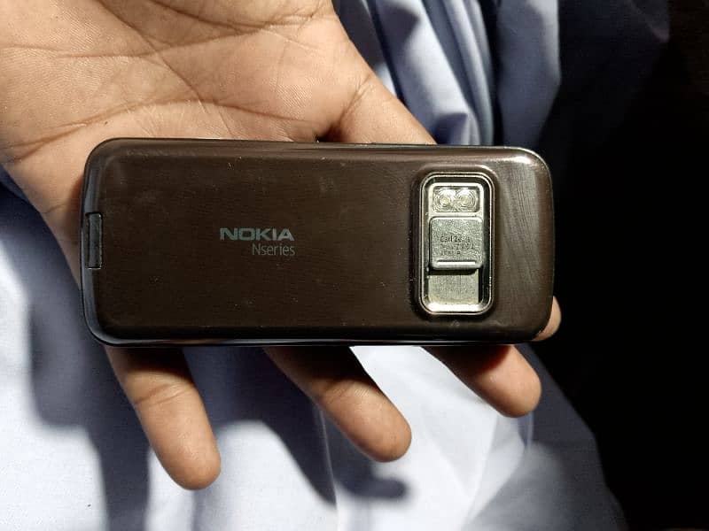 Nokia N79 1