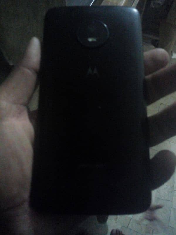 moto e4 1