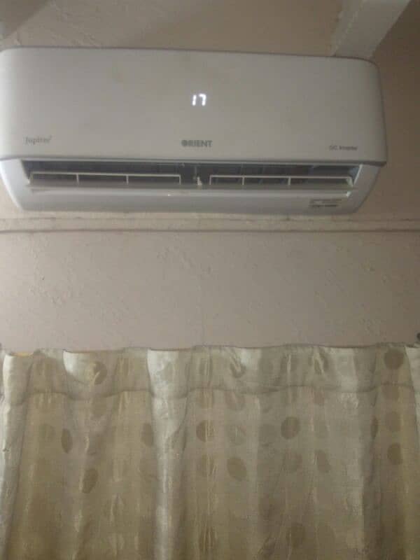 Only two year used DC inverter AC 0