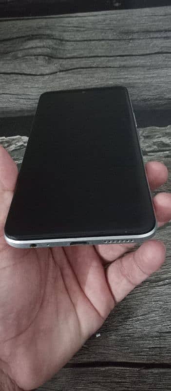 Infinix hot 12 10/10 condition 2